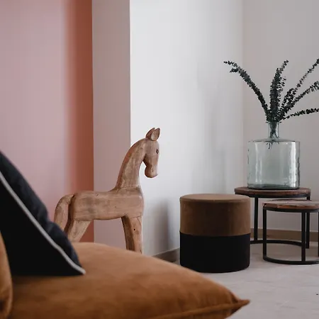 Hotel-restaurant Metis 4* לז הרבייה