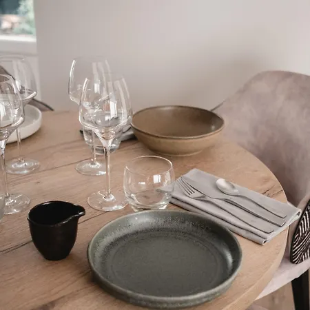 מלון Hotel-restaurant Metis 4*