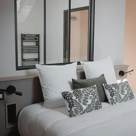 Hotel-restaurant Metis מלון לז הרבייה